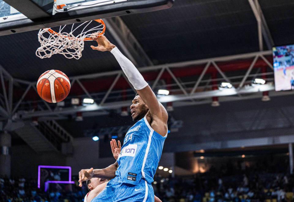 在三分命中 在三分命中