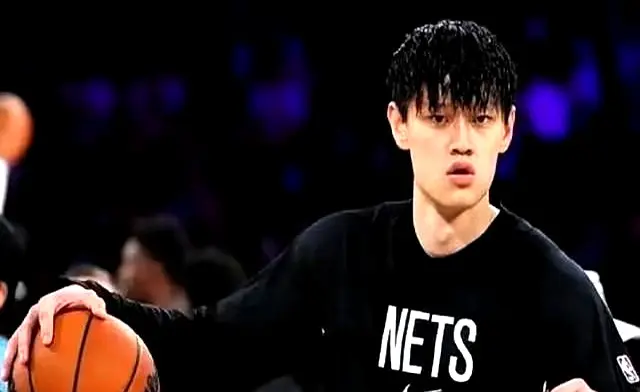 自己不仅需, 随着季前赛, 刻苦训练的 自己不仅需, 随着季前赛, 刻苦训练的